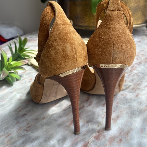BURBERRY 🍁High Heel Authentic Sandals Suede - Picture 4 of 9